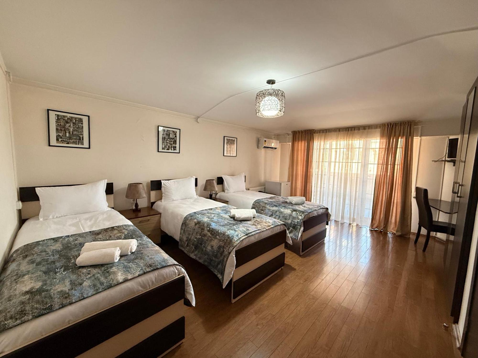 Liva Hotel Tbilisi Exterior photo